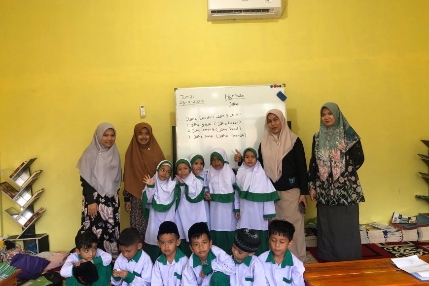 Puskesmas Sijunjung Laksanakan PIN Polio di SD dan TK Akhlak Cendekia Muslim, Jumat 23 Agustus 2024