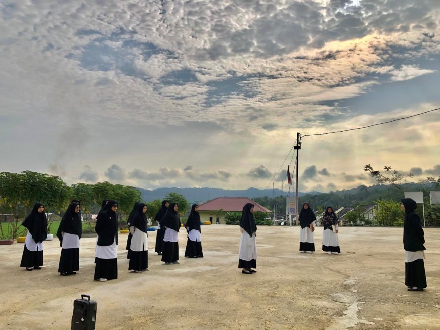Semangat Pagi: Awali Hari Bersama di Yayasan Pendidikan Cendekia Muslim
