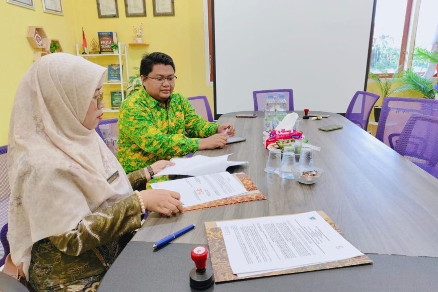 Penandatanganan MoU Penerbit bersama SMK Negeri 4 Sijunjung: Sinergi Pengembangan Literasi