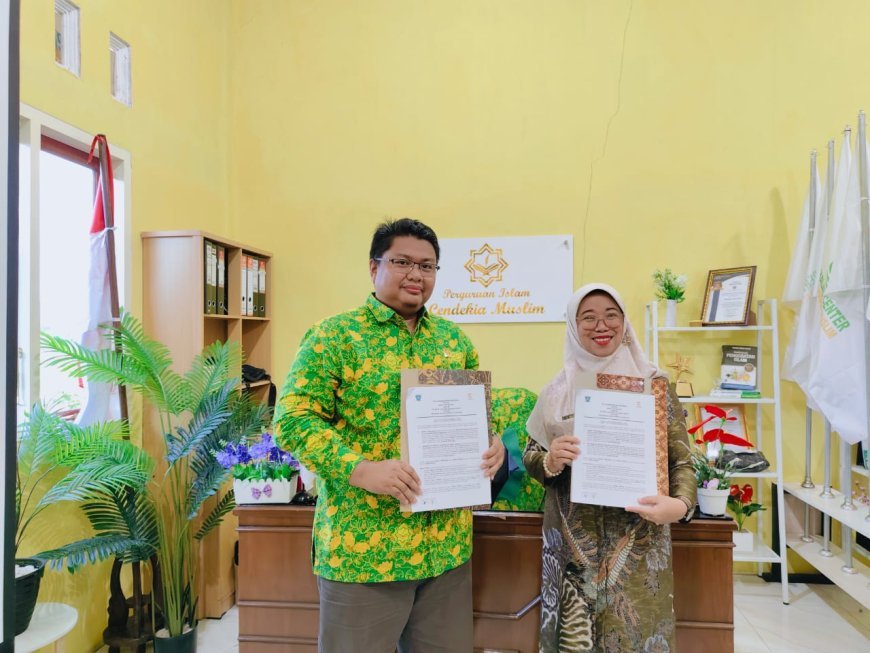 Penandatanganan MoU Penerbit bersama SMK Negeri 4 Sijunjung: Sinergi Pengembangan Literasi