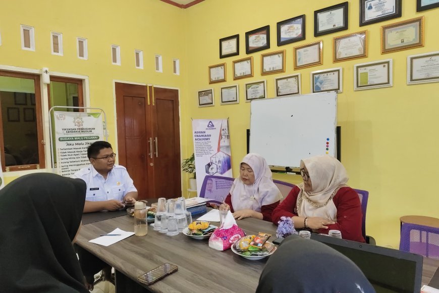 Dinas Pendidikan dan Kebudayaan Kabupaten Sijunjung Lakukan Verifikasi Lapangan di SD Akhlak Cendekia Muslim