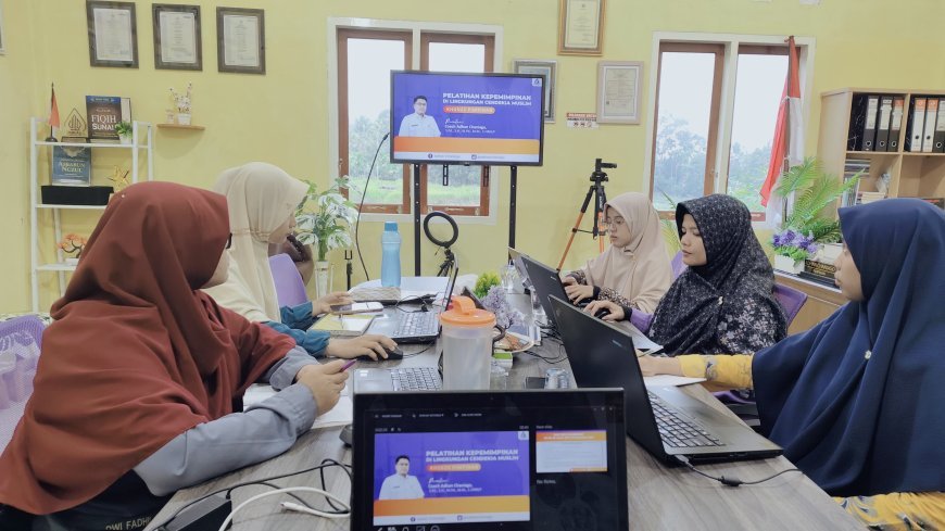 Pelatihan Kepemimpinan di Lingkungan Perguruan Islam Cendekia Muslim