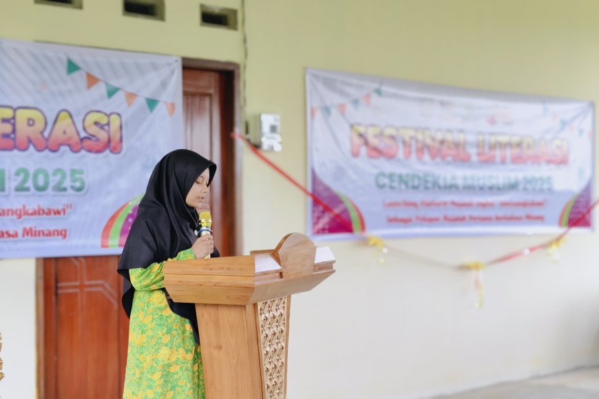 Pembukaan Secara Resmi Kegiatan Festival Literasi Cendekia Muslim 2025 di Kabupaten Sijunjung.