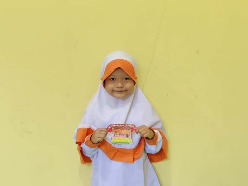 Anak TK B Madinah Asah Kreativitas Lewat Kegiatan Menjahit Baju
