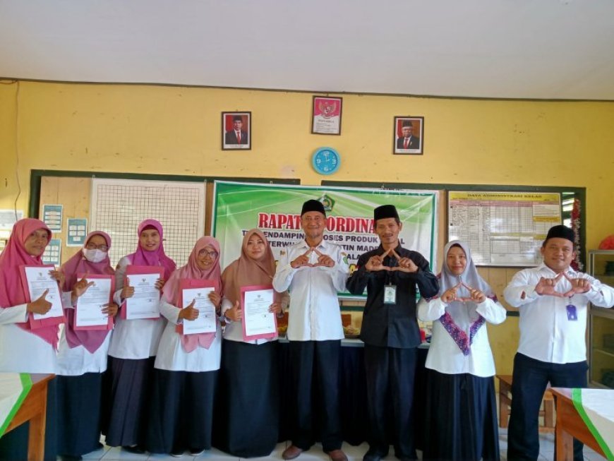 HCCM Ikut Berpartisipasi Halalkan Kantin Madrasah