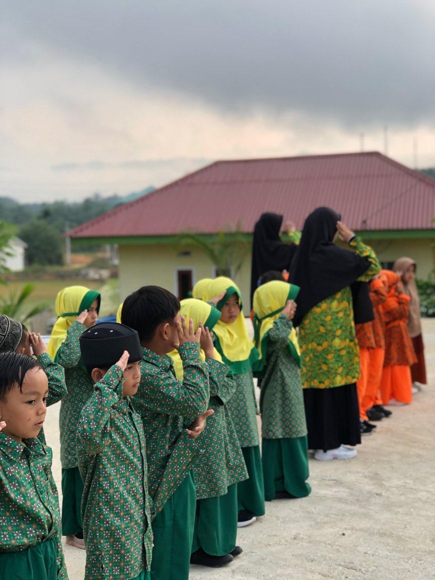 Hari Kemerdekaan RI ke-79 di Yayasan Pendidikan Cendekia Muslim: Antara Kebersamaan dan Kebanggaan