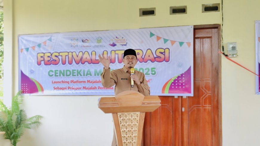 Pembukaan Secara Resmi Kegiatan Festival Literasi Cendekia Muslim 2025 di Kabupaten Sijunjung.